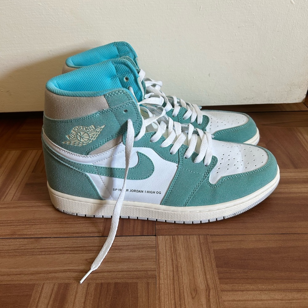 Nike Air Jordan 1 Rétro High OG in Turbo Green